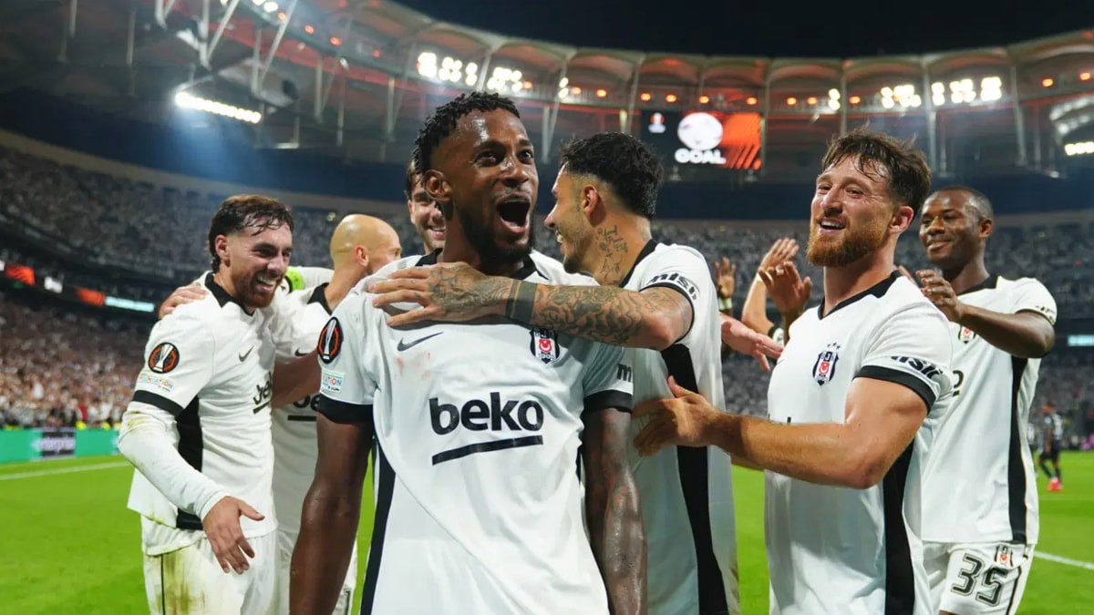 Beşiktaş'ın Trabzonspor Maçı Kadrosu Belli Oldu: Vlahovic Sürprizi!