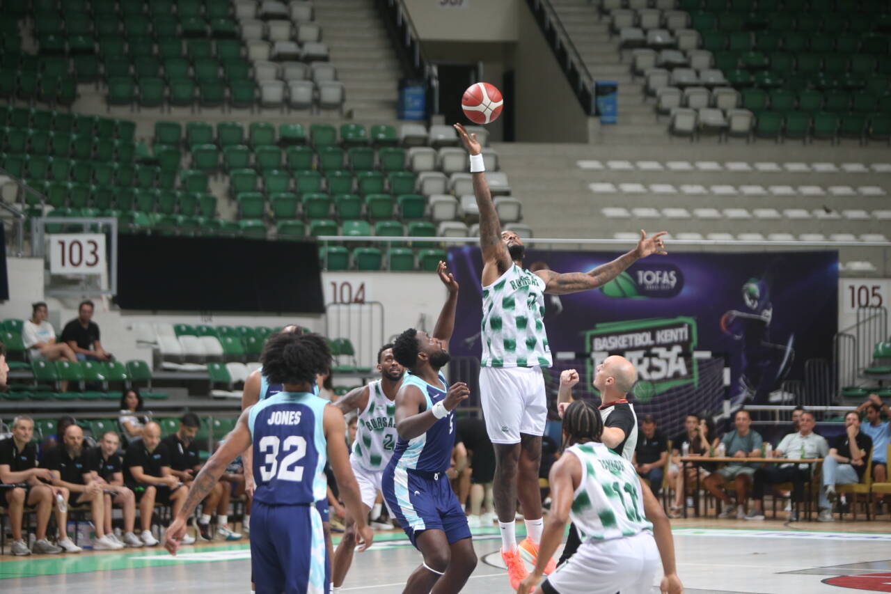 Bordo-Mavili Taraftara Müjde: Trabzonspor Basketbol Bursaspor Maçı Biletleri Satışta!