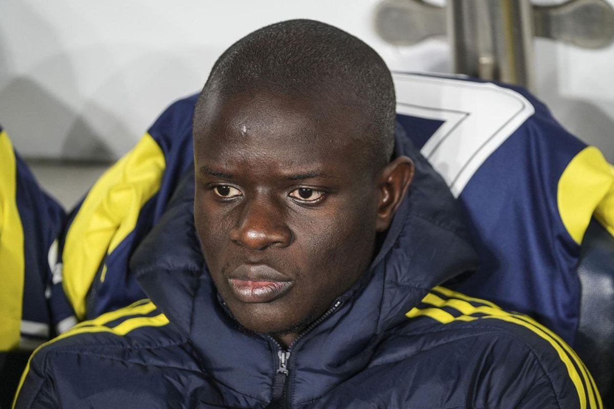 Fenerbahçe'de Kante Şoku: Milli Takımda Hiç Oynamadı!