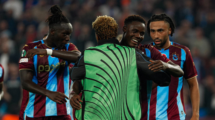 Fırtına Avrupa'da Esti: Trabzonspor Hearts'ı 2-0 Mağlup Etti!