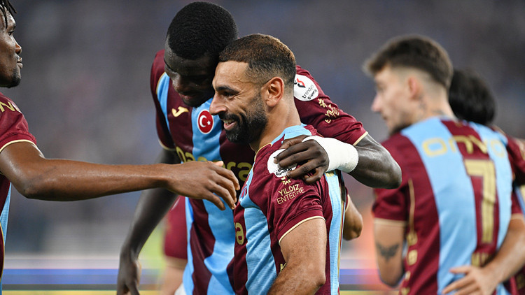 Fırtına Evinde Coştu: Trabzonspor, Başakşehir'i 2-1 Mağlup Etti!