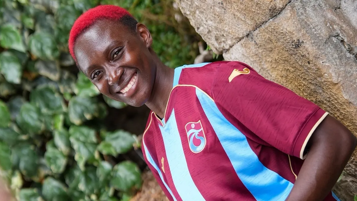 Trabzonspor'a Hoş Geldin Nambi: Bordo-Mavili Aileye Katılım Coşkusu