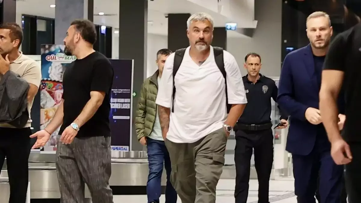 Trabzonspor'da Thomas Reis Ekibi Netleşiyor: Süper Lig'den Önemli Takviye!