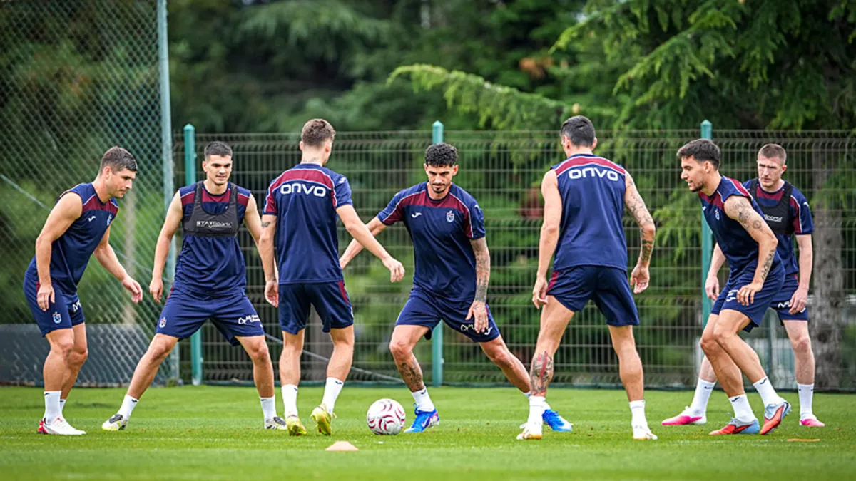 Trabzonspor'da Yabancı Oyuncu Kontenjanı Çıkmazı: Kritik Hamleler Kapıda!