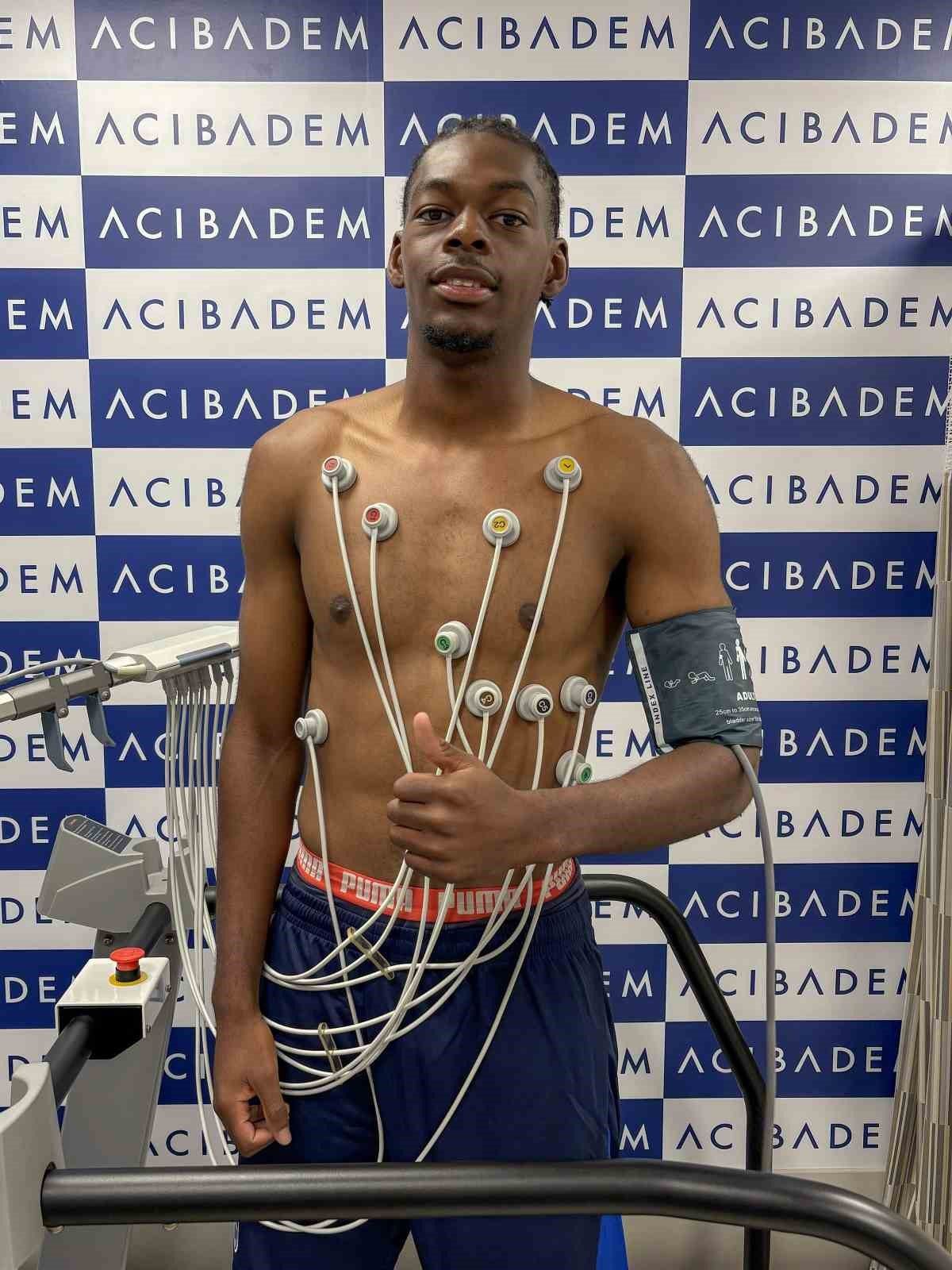 Trabzonspor'dan Rene Mitongo Hamlesi: Maliyet Detayları Açıklandı!