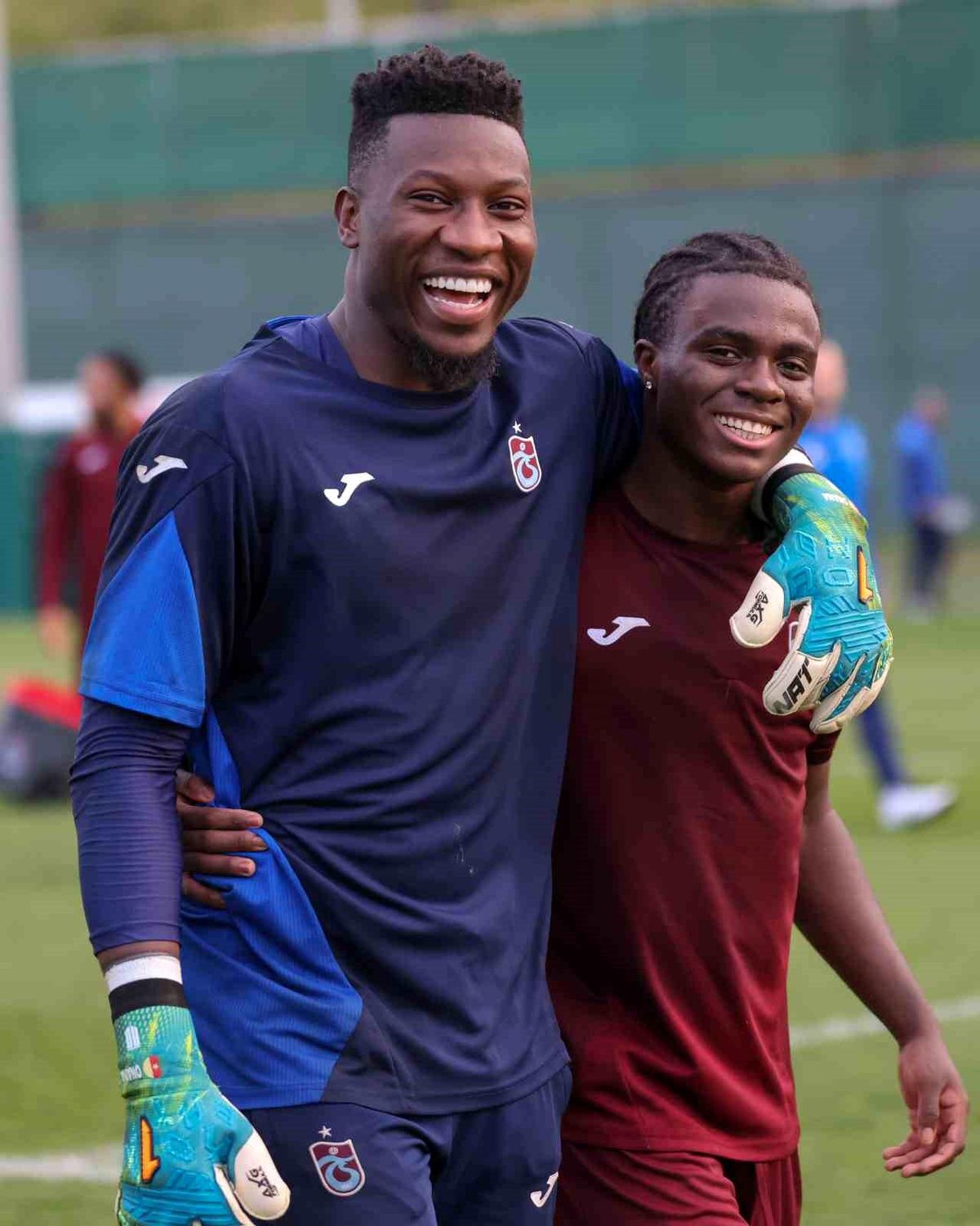 Trabzonspor'dan Tarihi Satış: Christ Oulai Fiorentina'ya Uçtu!