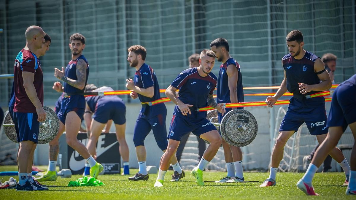Trabzonsporumuz'un Avusturya Kampı Kadrosu Belli Oldu! Mendy ve Lundstram Kararı